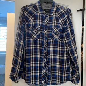 Plaid lined blue//white  button down
